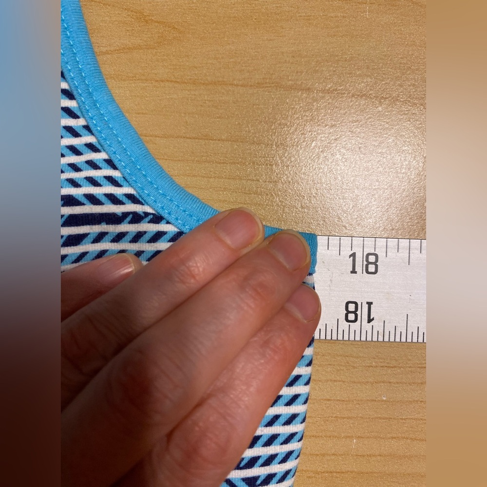Reebok Inbuilt Bra Patterned Stretch Cotton Racerback Performance Tank Top Blue - Picture 6 of 6
